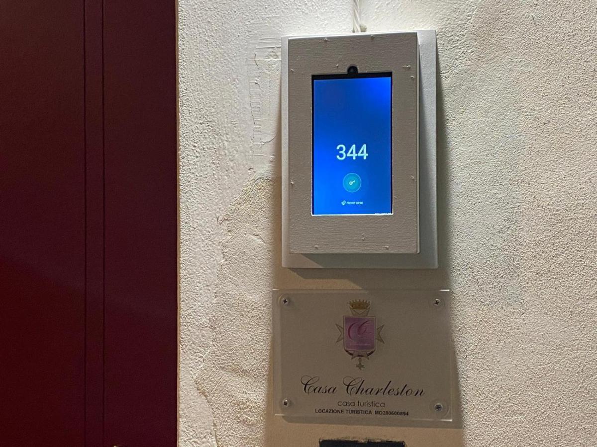Casa Charleston In Palazzo Nobiliare Al Duomo Apartment Padova Bagian luar foto